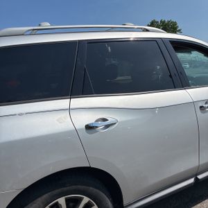 2014 Nissan PATHFINDER SV 照片 9