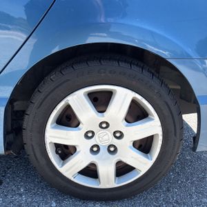 2010 Honda CIVIC LX — миниатюра 18