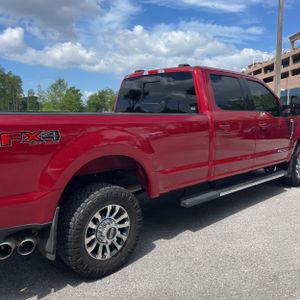 FORD F-350 SUPER DUTY LARIAT - 9