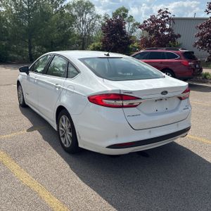 FORD FUSION HYBRID SE - 5