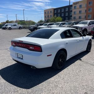 DODGE CHARGER SE - 8