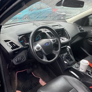 صورة مصغرة 36 لـ 2014 FORD ESCAPE TITANIUM