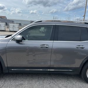 MERCEDES-BENZ GLB - 4