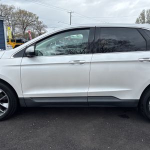 FORD EDGE TITANIUM - 4