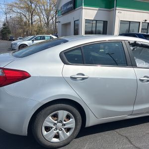 KIA FORTE LX - 9
