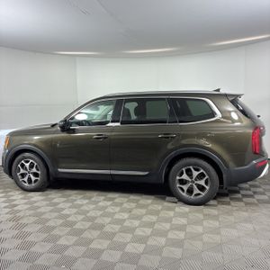 KIA TELLURIDE - 3
