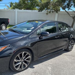 صورة 2 لـ 2021 Toyota COROLLA SE