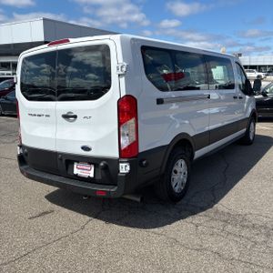 FORD TRANSIT-350 PASSENGER V. XLT - 8
