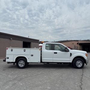 Ford F-350 Super Duty XL - 6