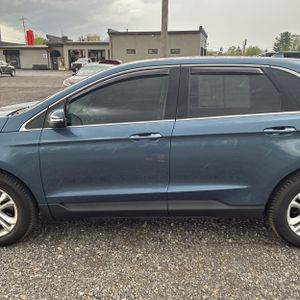 FORD EDGE SEL - 4