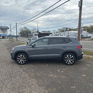 VOLKSWAGEN TAOS SE - 3