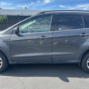 FORD ESCAPE SE - 4