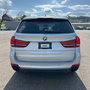 BMW X5 XDRIVE35I - 7