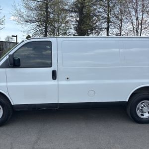 CHEVROLET EXPRESS CARGO 2500 - 4