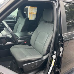 2023 RAM 1500 BIG HORN thumbnail 32