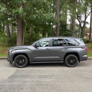2024 Toyota SEQUOIA LIMITED — фото 3