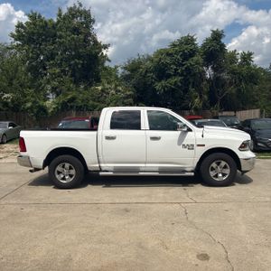 2019 RAM 1500 CLASSIC TRADESMAN — фото 10