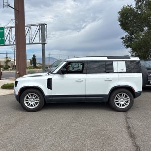 2021 LAND Rover DEFENDER 110 S 照片 3