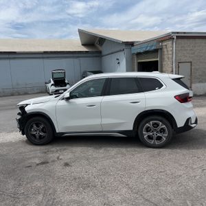 2025 BMW X1 XDRIVE28I 照片 3