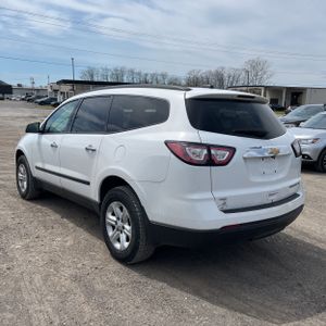 CHEVROLET TRAVERSE LS - 5