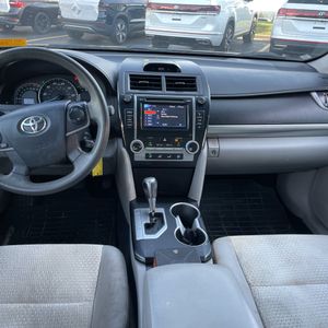2012 Toyota CAMRY LE thumbnail 36