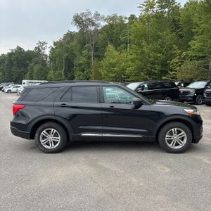 صورة 10 لـ 2023 FORD EXPLORER XLT