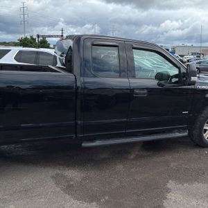 2016 FORD F-150 XLT — миниатюра 11