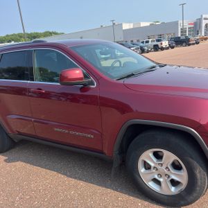 2017 JEEP GRAND CHEROKEE LAREDO thumbnail 13