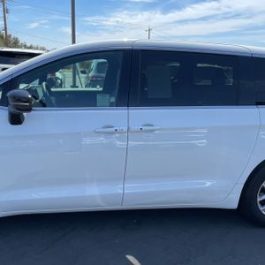 2025 Chrysler PACIFICA SELECT 照片 4