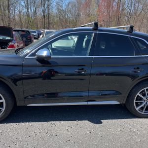 AUDI SQ5 PREMIUM PLUS - 4