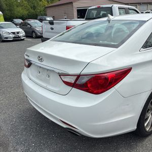 2011 Hyundai SONATA SE — фото 8