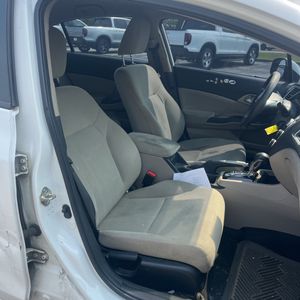 2013 Honda CIVIC LX — миниатюра 33