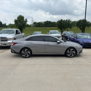 HYUNDAI ELANTRA SEL - 10