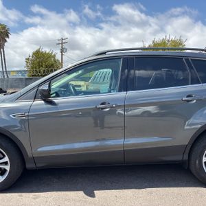 FORD ESCAPE SEL - 4