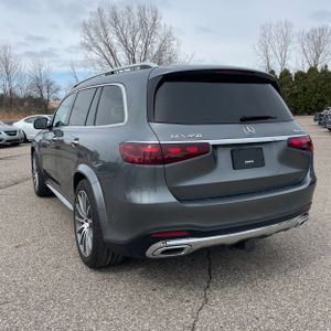 Mercedes-Benz GLS 450 4MATIC - 5