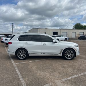 BMW X7 XDRIVE40I - 10