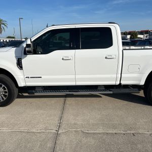 FORD F-250 SUPER DUTY LARIAT - 4