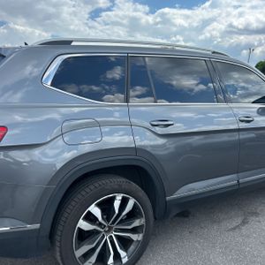 Volkswagen Atlas V6 SEL Premium 4Motion - 9