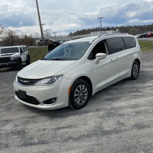 CHRYSLER PACIFICA TOURING L PLUS - 1