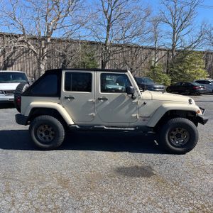 JEEP WRANGLER UNLIMITED SAHARA - 10