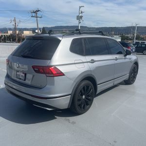 VOLKSWAGEN TIGUAN SE R-LINE BLACK - 8