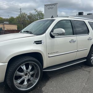 CADILLAC ESCALADE BASE - 2