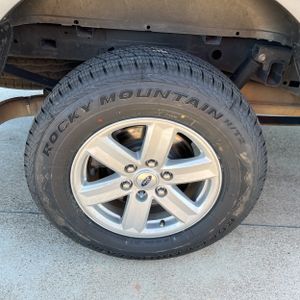 صورة مصغرة 19 لـ 2023 FORD F-150 XLT