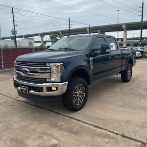 FORD F-250 SUPER DUTY LARIAT - 1