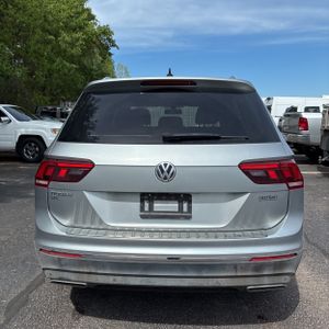 Volkswagen Tiguan SEL - 6