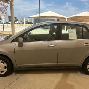 2008 Nissan VERSA 1.8S photo 4