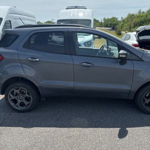 FORD ECOSPORT SES - 10