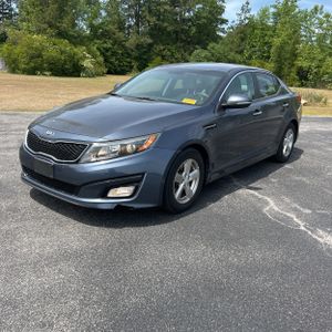 KIA OPTIMA LX - 1
