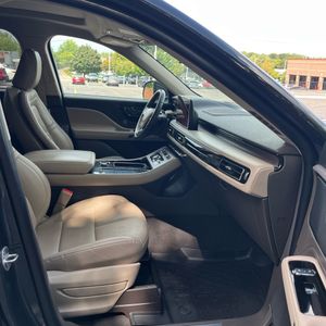 صورة 32 لـ 2022 Lincoln AVIATOR RESERVE