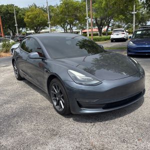 صورة مصغرة 12 لـ 2021 Tesla MODEL 3 STANDARD RANGE PLUS
